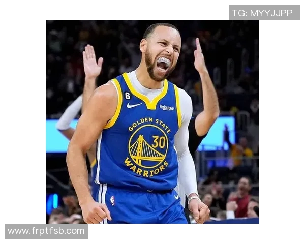 勇士新赛季首战告捷,库里砍下30分领军击败湖人 勇士新赛季首战告捷,库里砍下30分领军击败湖人