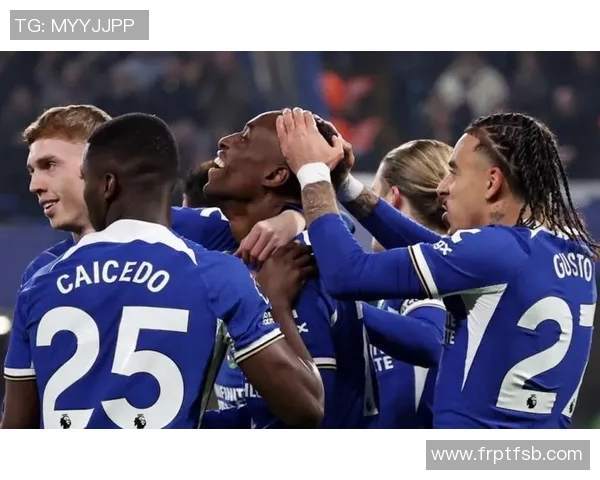 切尔西更衣室风波升级斯特林与恩佐在训练场爆发冲突