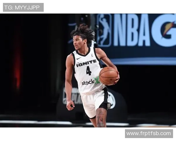 杰伦格林:从篮球新星到NBA未来之星的成长之路 杰伦格林:从篮球新星到NBA未来之星的成长之路