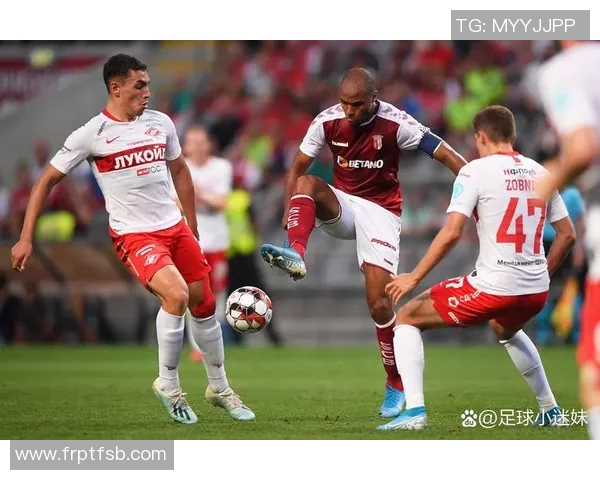 葡国民与通的拉的精彩对决揭示了足球战术与团队精神的完美结合